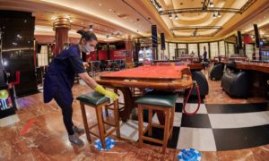 Detroit Casinos Await reopening
