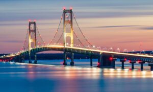 Upper peninsula casino guide, Mackinac Bridge