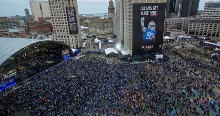 Aerial crowd shot from the 2024 NFL Draft in Detroit. Despite the city hosting nearly 800,000 fans during the NFL Draft in April, Detroit casinos did not benefit from the event.
