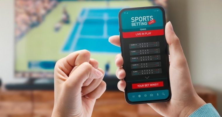 DraftKings closed gap in Michigan sports betting in August.