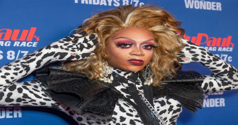 Four Winds New Buffalo hosts Hallo-Queen drag brunch and dinner