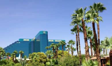 People Incorporated has withdrawn its bid to take MGM Resorts private, ending a proposed $18 billion-plus deal.